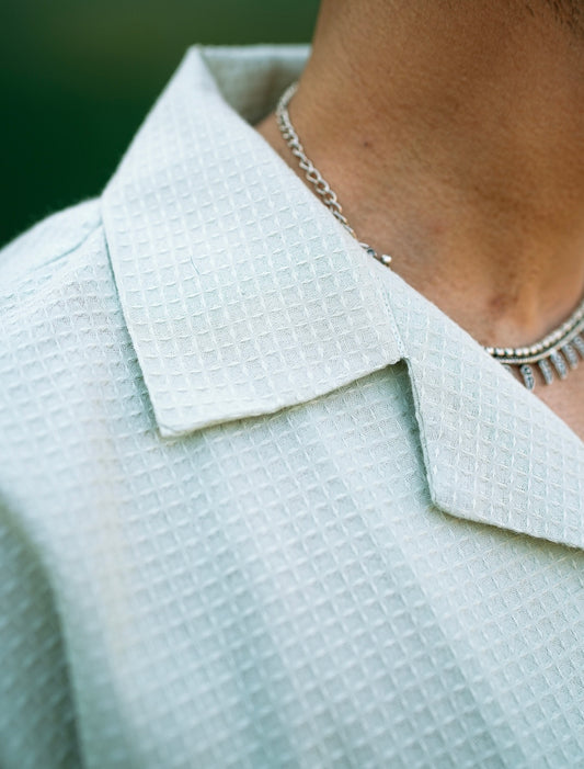 Summer-clothes/summer-shirt/close-up/shirt/button-down-shirt/summer-fabric/dobby weave